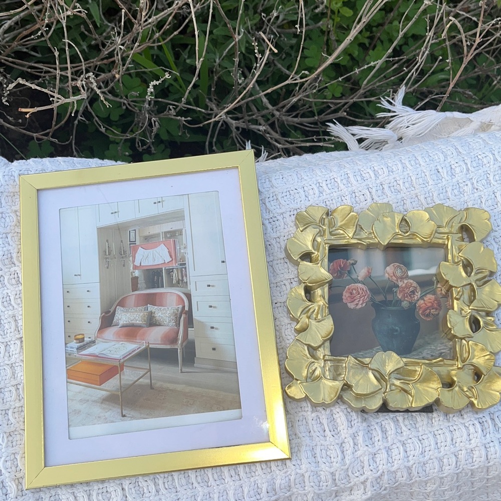 New Gold Floral and Gold Frame Set - Picture 3 of 9